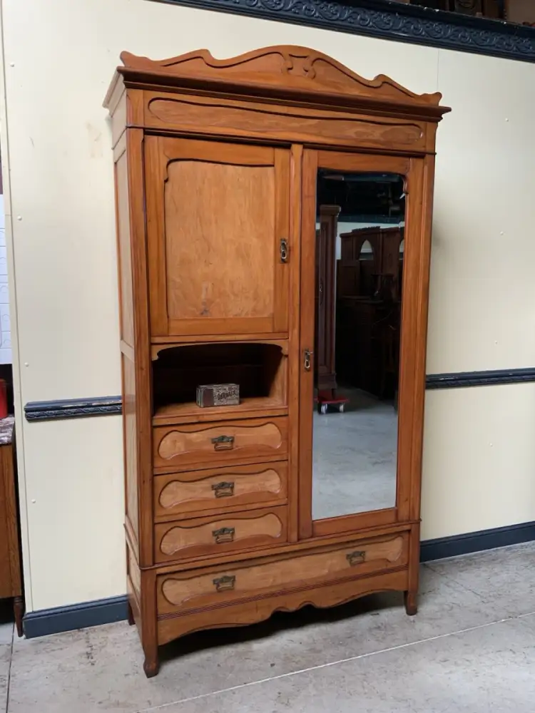 Antik- Jugendstil Wäscheschrank, Kleiderschrank - Art Nouveau-   Lieferung mögl. 4