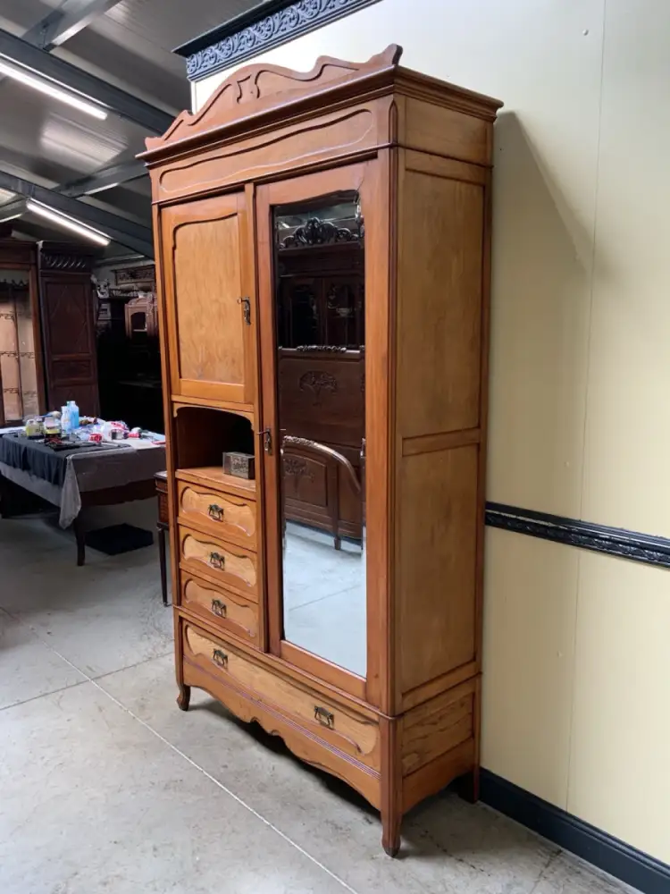 Antik- Jugendstil Wäscheschrank, Kleiderschrank - Art Nouveau-   Lieferung mögl. 5