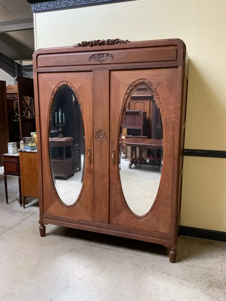 Antiker Art Deco Kleiderschrank - Traumhaft   - Lieferung möglich! 2