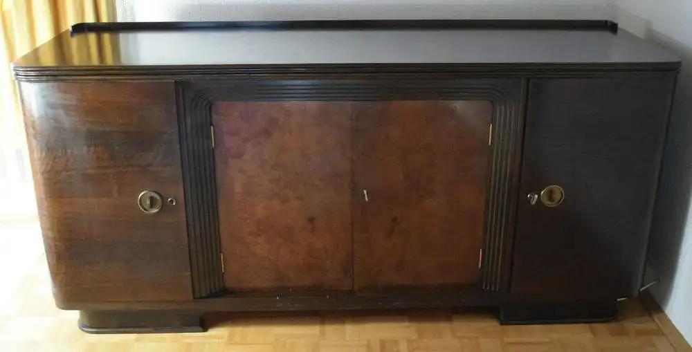 Sideboard, Anrichte, furniert, Bauhaus Design, Nussbaum dunkel, tolles Möbel! 0