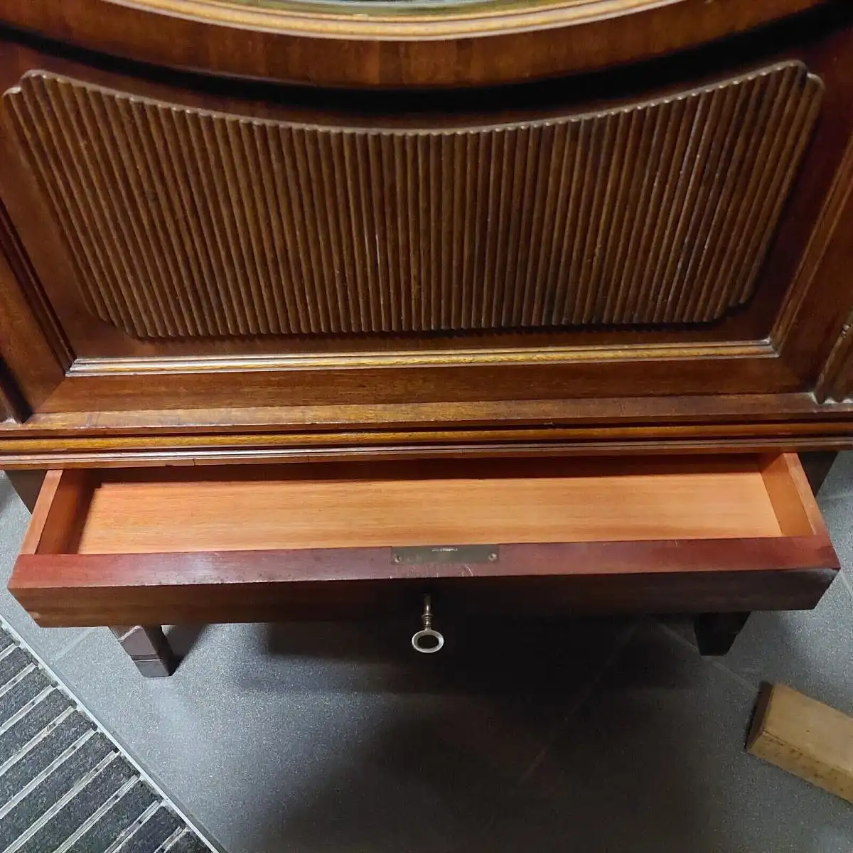 Prunkvertiko, Schrank für Salon, Salonmöbel, Jugendstil vom Feinsten!!! 9