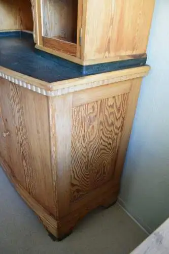 Wunderschönes Küchenbuffet, Bank, Bord u. Fußbank, tolles  Set! Küchenschrank