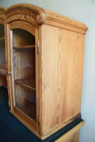 Wunderschönes Küchenbuffet, Bank, Bord u. Fußbank, tolles  Set! Küchenschrank