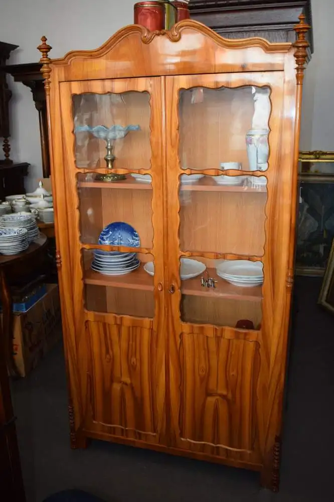 Schöner Bücherschrank, Biedermeier Kirschbaum, sehr guter Zustand! 0