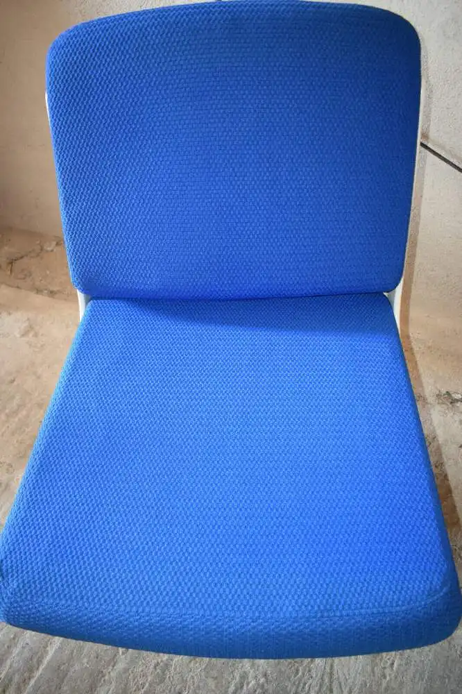 2 Drehsessel mit passenden Roll - Tisch Lounge Design Peter Ghyczy, top Zustand! 1