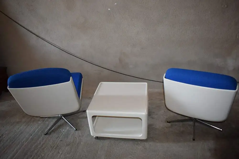 2 Drehsessel mit passenden Roll - Tisch Lounge Design Peter Ghyczy, top Zustand! 3