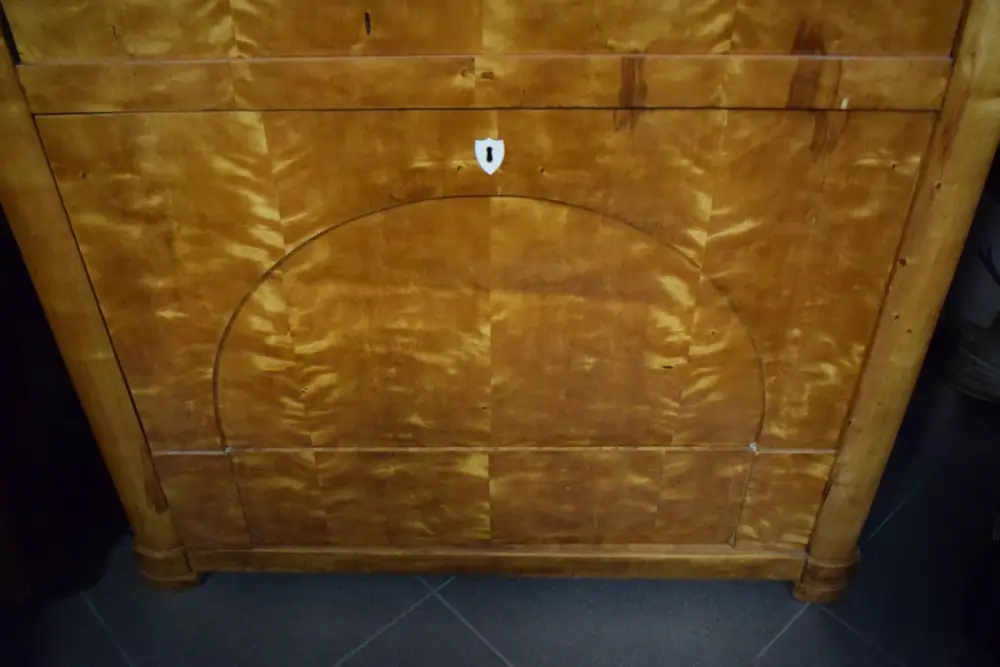 Biedermeier Sekretär mit Aufsatz, Birke hell komplett restauriert 1