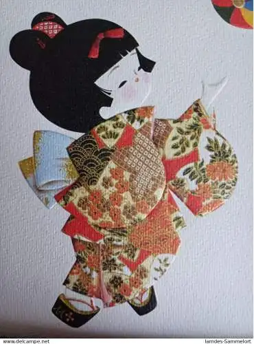 Japanische Oshie Kunst Mädchen im Kimono mit Strandkugel / Vintage u. Rar