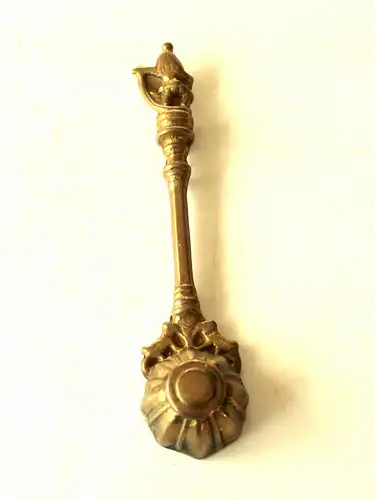 Üppig verzierter alter Kerzenlöscher massiv Messing Vintage mid century candle snuffer solid brass Germany