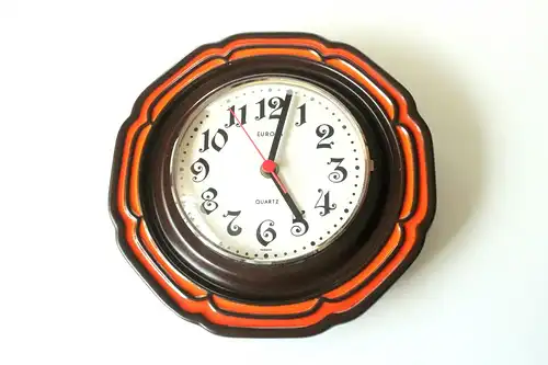 Seltene 70er Küchenuhr Vintage Keramik Europa orange braun mid century Wanduhr retro Küche Handarbeit Kitchen Clock West Germany 70s