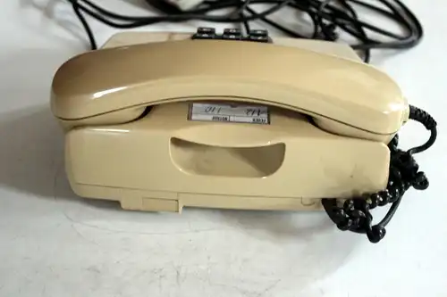 Vintage Telefon mit Tasten - Tastentelefon voll funktionsfähig - Requisite für Film - Vintage aus den 1980ern