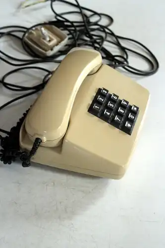 Vintage Telefon mit Tasten - Tastentelefon voll funktionsfähig - Requisite für Film - Vintage aus den 1980ern