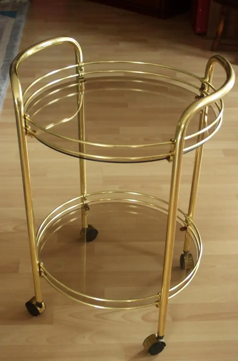 Runder Barwagen - Servierwagen - Messing Metall 2-etagig mit Rauchglas-Scheiben - Vintage aus den 1960ern 3