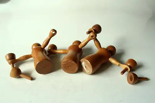 Handgearbeitete Design-Lichterengel, Kerzenhalter, Weihnachtsdekoration, Set mit 3 Stück, Holz, Vintage aus den 1970ern