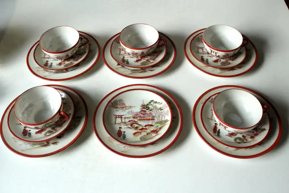 Kutani japanisches Teeservice für 5-6 Personen komplett mit Teekanne Milch und Zuckerdosen handbemalt feines Porzellan, 1950er 11