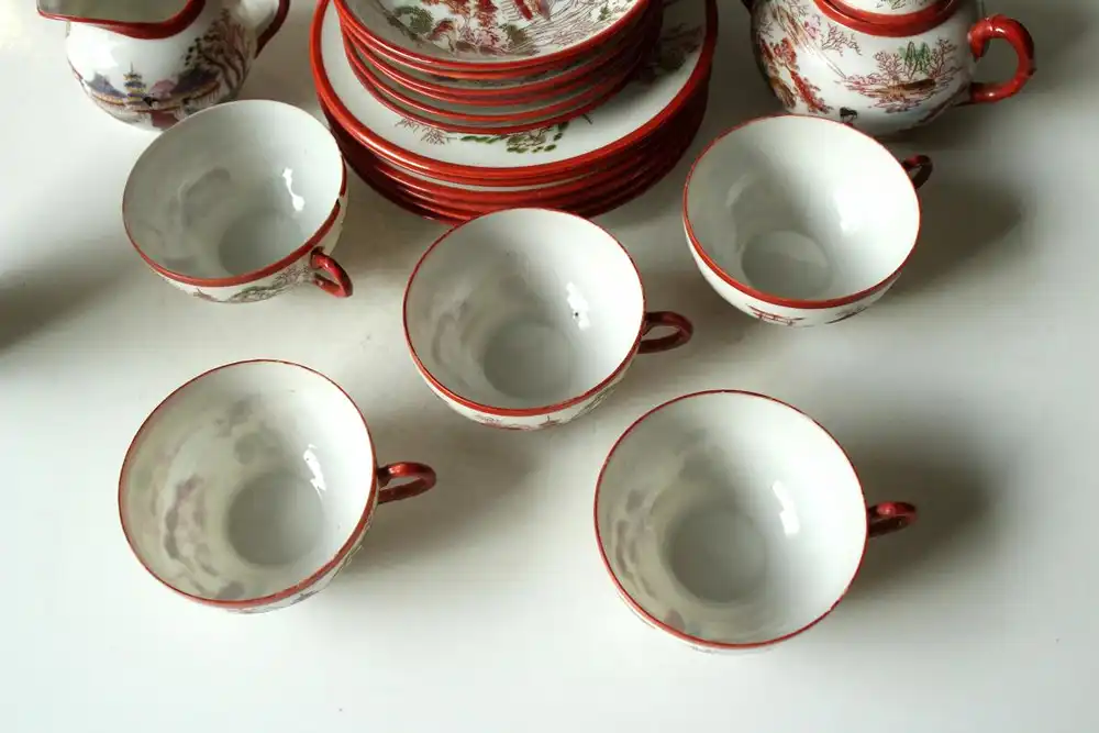 Kutani japanisches Teeservice für 5-6 Personen komplett mit Teekanne Milch und Zuckerdosen handbemalt feines Porzellan, 1950er 5