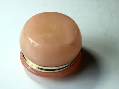 Wunderschöne Pillendose aus rosafarbenem Onyx - Ringbox - Schmuckaufbewahrung - Vintage aus den 1960ern
