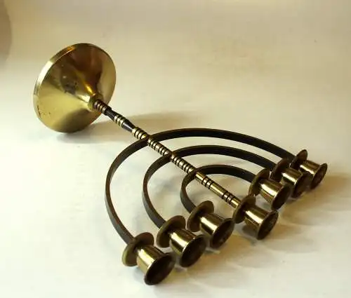 Schöne Menorah Metall Messing, Kerzenhalter 7 armig, Vintage aus den 1970ern