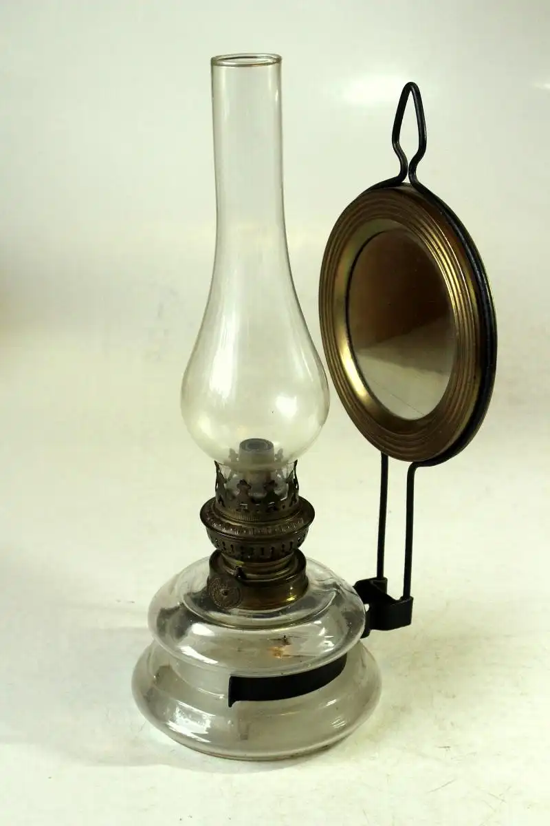 Antike Öllampe mit Spiegel, Metall Glas, Petroleumlampe - kommt direkt aus den 1900ern 1