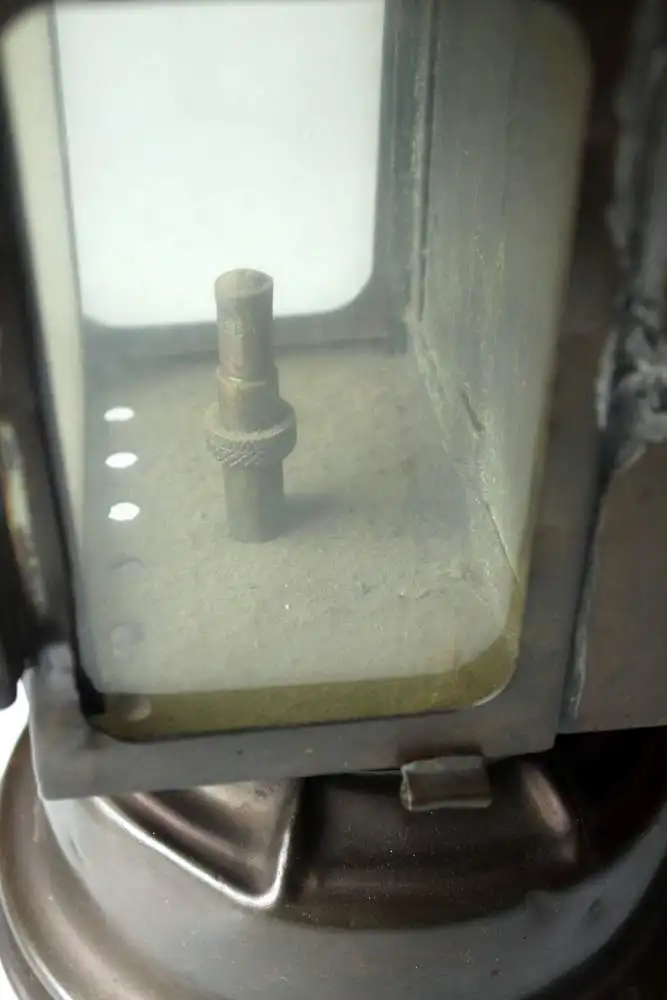 1930s - Schöne alte Karbidlampe - A. Butin / Paris - Kutscherlampe - Eisenbahnerlampe - Petroleumlampe - Signallampe - nur zur Dekoration 8