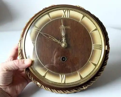 Wanduhr mit Handaufzug Holz/Glas Vintage aus den 1950ern