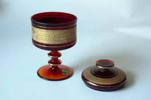 Wunderschöne Bonbonniere aus Glas, Fußschale rot-gold, Vintage aus den 70ern