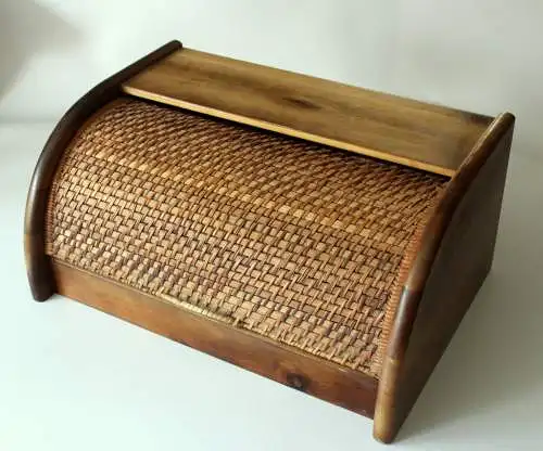 Brotkasten Holz Rattan Brotschrank - wood and ratten roll up bread box, vintage aus den 80ern