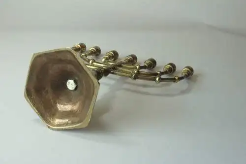 Schöne Menorah aus Messing - Kerzenhalter 7-armig,  Vintage aus den 1970ern