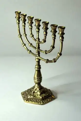 Schöne Menorah aus Messing - Kerzenhalter 7-armig,  Vintage aus den 1970ern