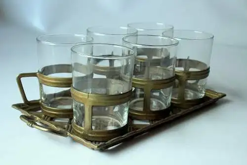 Tolles Set mit 6 Teetassen Messing-Glas auf einem Messingtablett - Groggläser - Vintage aus den 1970ern