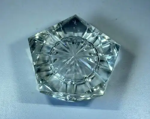 Art Deco Aschenbecher Bleikristallglas pentagonal handgeschliffen