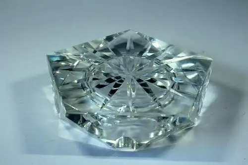 Art Deco Aschenbecher Bleikristallglas pentagonal handgeschliffen