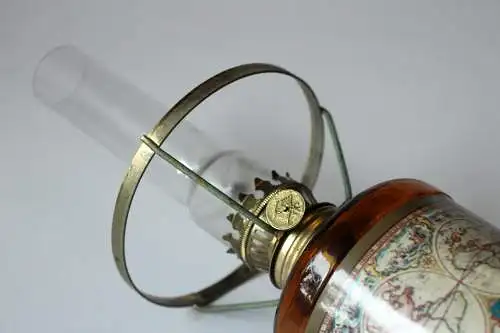 Dekorative Öllampe, Petroleumlampe Metall, Glas - Vintage