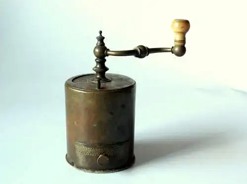 Antike Kaffeemühle Metall Kupfer mit Handkurbel aus den 1930ern - funktionsfähig