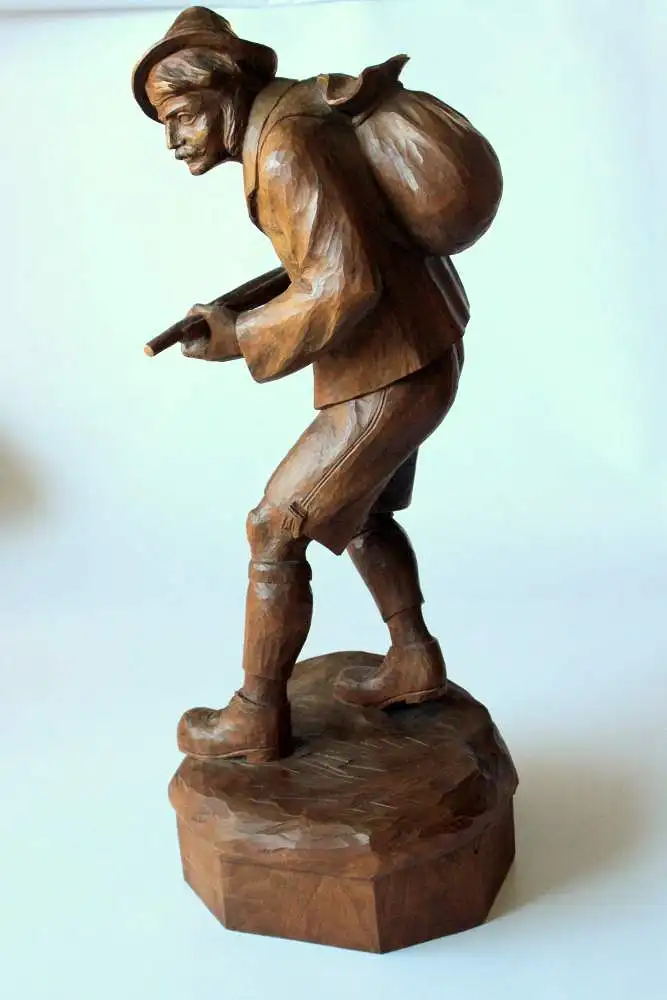 Große Holzskulptur Jäger/Wilderer - Antike Schnitzarbeit - 1930s - Handarbeit - tolle Dekoration für das Jagdzimmer oder die Jagdhütte - wooden sculpture 1