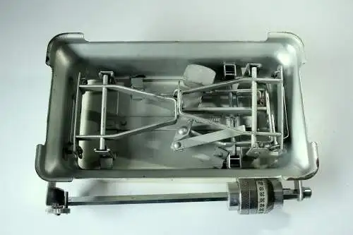 Seltene Küchenwaage 10 kg aus den 1950ern - Original MIKRO Döft - Metall - voll funktionsfähig - toll zur Küchendeko oder für die Retro-Küche