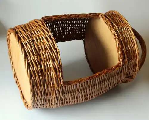 Flaschenkorb hoch geflochten Handarbeit - Weide und Holz - Vintage