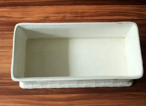 Außergewöhnlicher Fischtopf aus weißer Keramik - den Deckel ziert ein Fisch - Matjestopf - Terrine - Heringstopf - Vintage aus den 1950ern