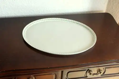 Kuchenplatte aus feinem Art Deco Porzellan - Mäbendorf 1882 - Servierteller - Servierplatte