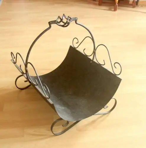Kaminholzkorb aus Schmiedeeisen Brennholzkorb Vintage Handarbeit