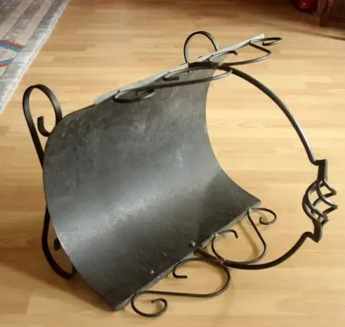 Kaminholzkorb aus Schmiedeeisen Brennholzkorb Vintage Handarbeit