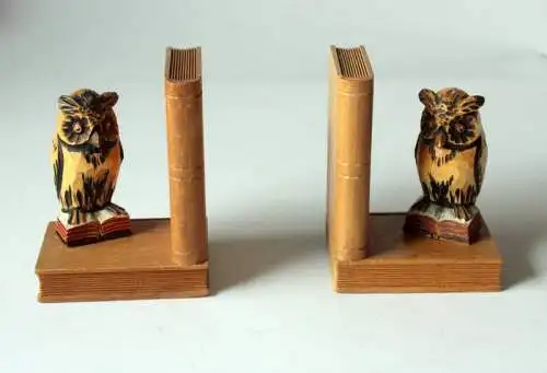 2 originelle handgeschnitzte Buchstützen Eulen  Vintage mid century - Set of 2 wooden book ends with owls 50s West Germany rockabilly 