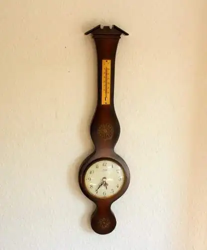 1950s Hochwertige Wanduhr Mauthe Electric mit Thermometer (Anzeige in Celsius und Fahrenheit), Holz (Nussbaum), Glas, Metall - Vintage 