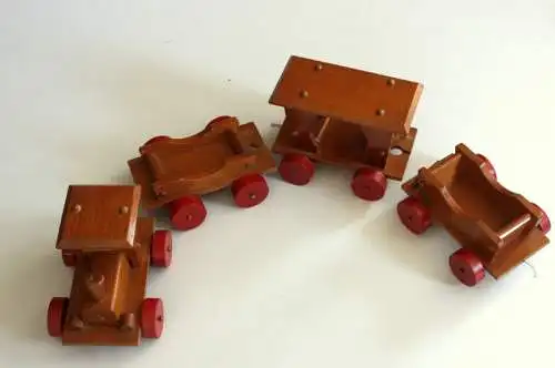 Große Eisenbahn Holz Vintage Handarbeit Spielzeugeisenbahn zum Ziehen und Schieben 80er