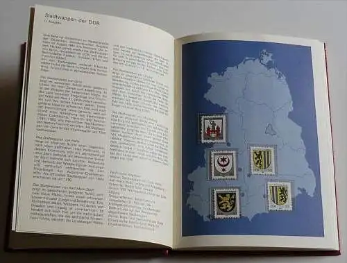 DDR JAHRBUCH 1984 mit Schwarzdrucke und allen postfrischen Marken und Ganzsachen