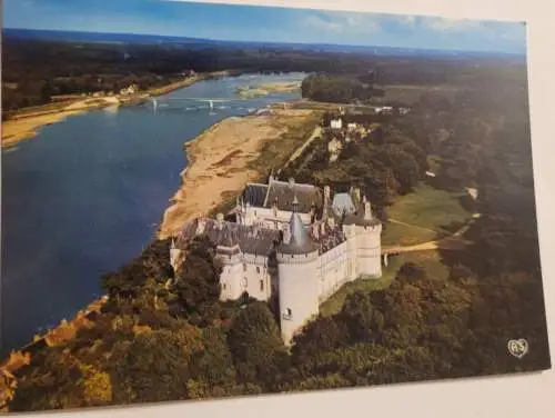 Das gesamte Schloss über der Loire