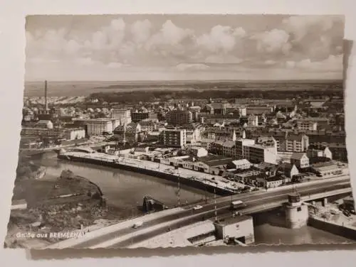 Bremerhaven - Stadtansicht mit neuer Geestebrücke
