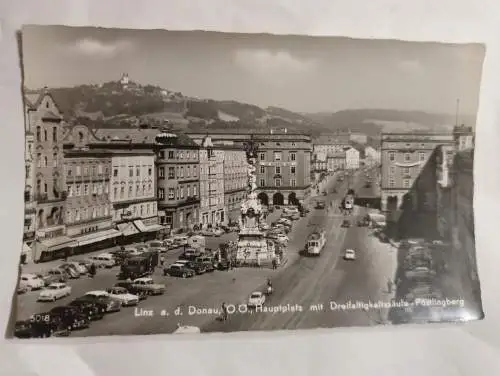 Linz a. d. Donau, O.O., Hauptplatz mit Dreifaltigkeitssäule-Pöstlingberg