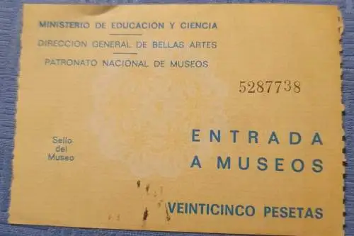 Entrada a Museos