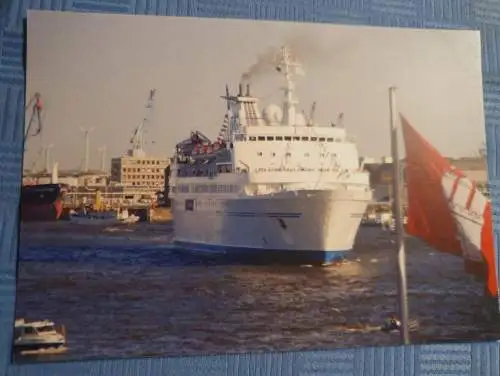 Fährschiff in Hamburg